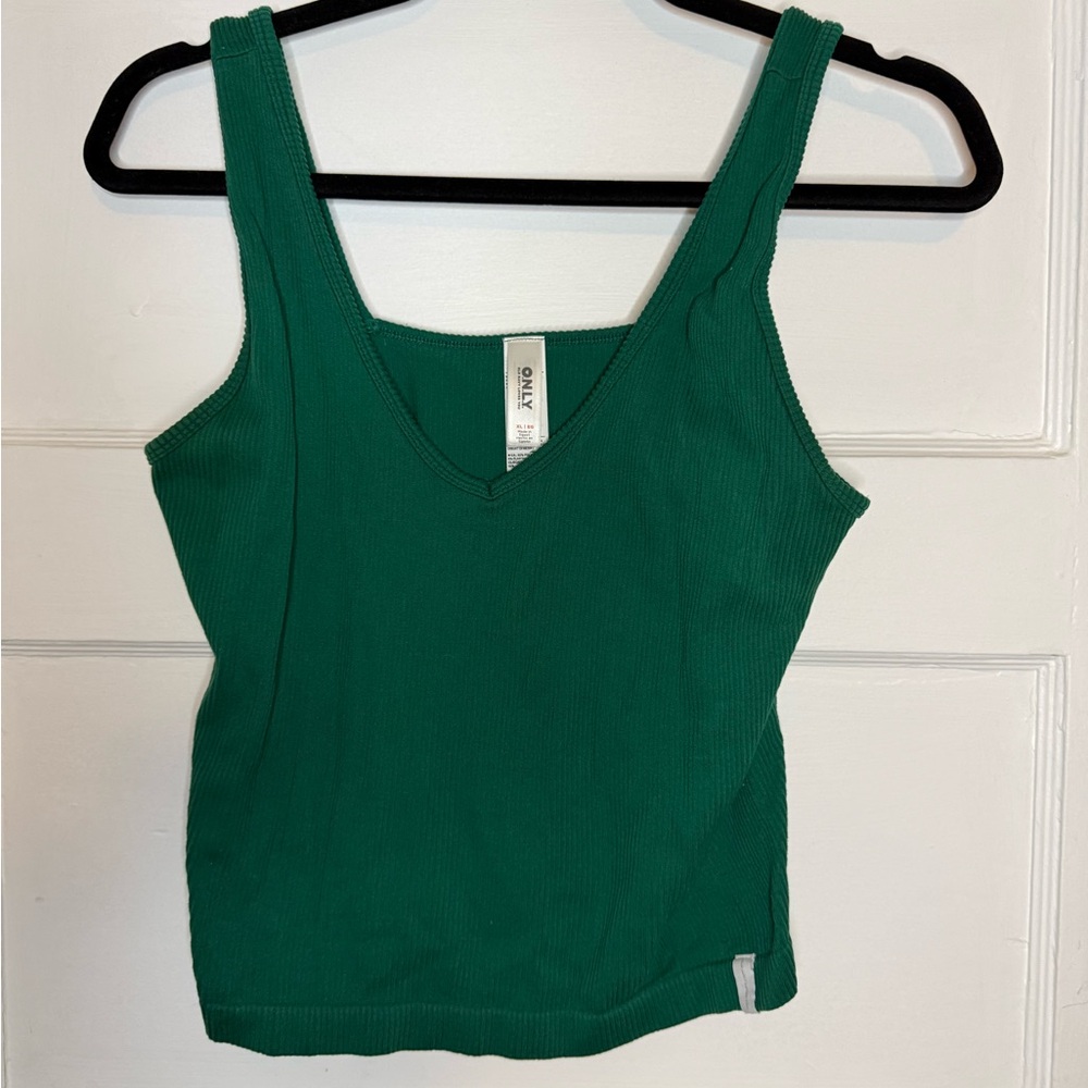 Old Navy Women's Green Tank Top